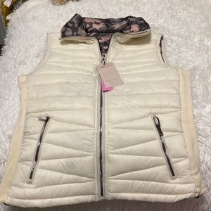 Love me now reversible vest